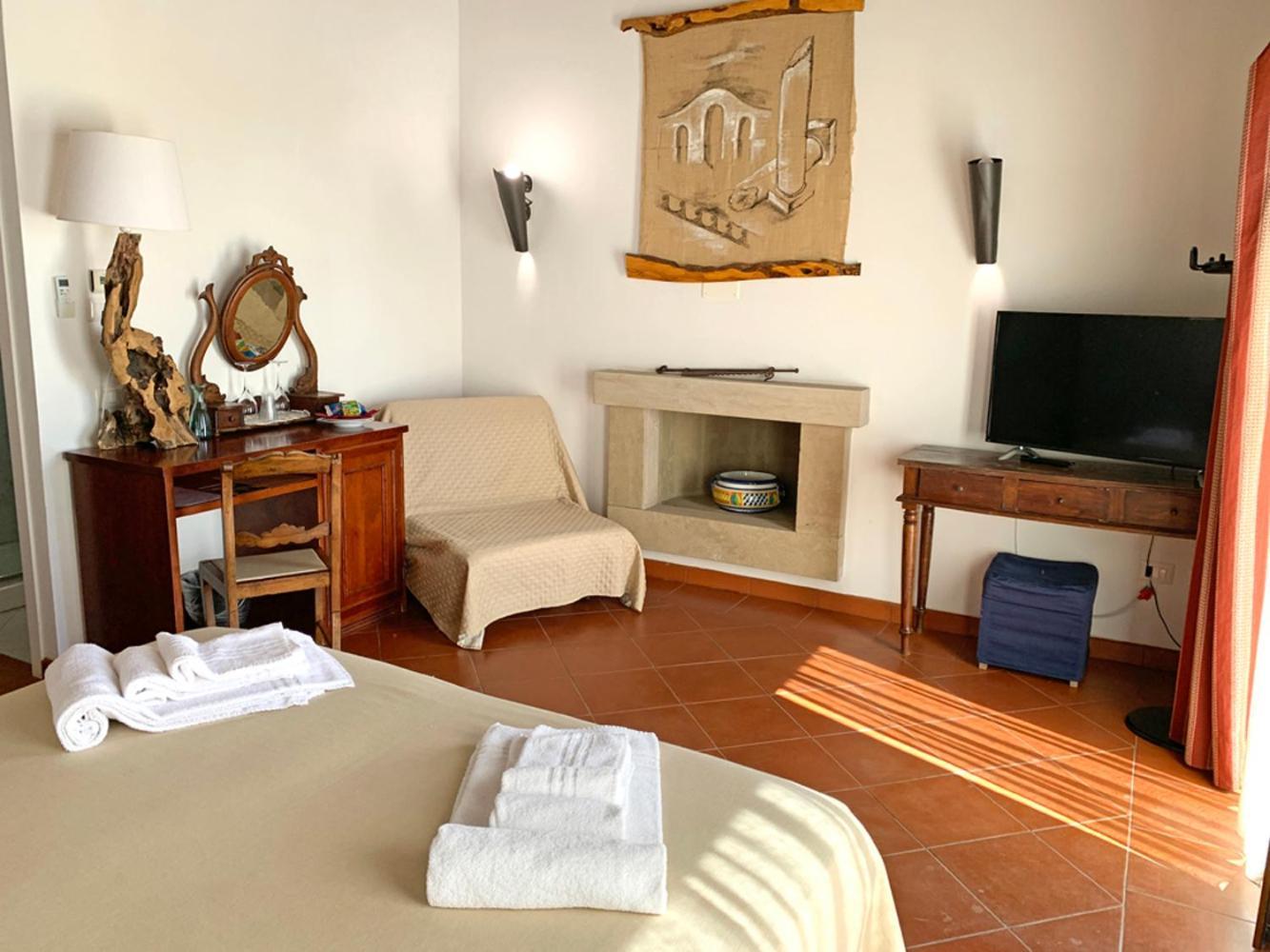 Resort Fonte Vulci Canino ภายนอก รูปภาพ
