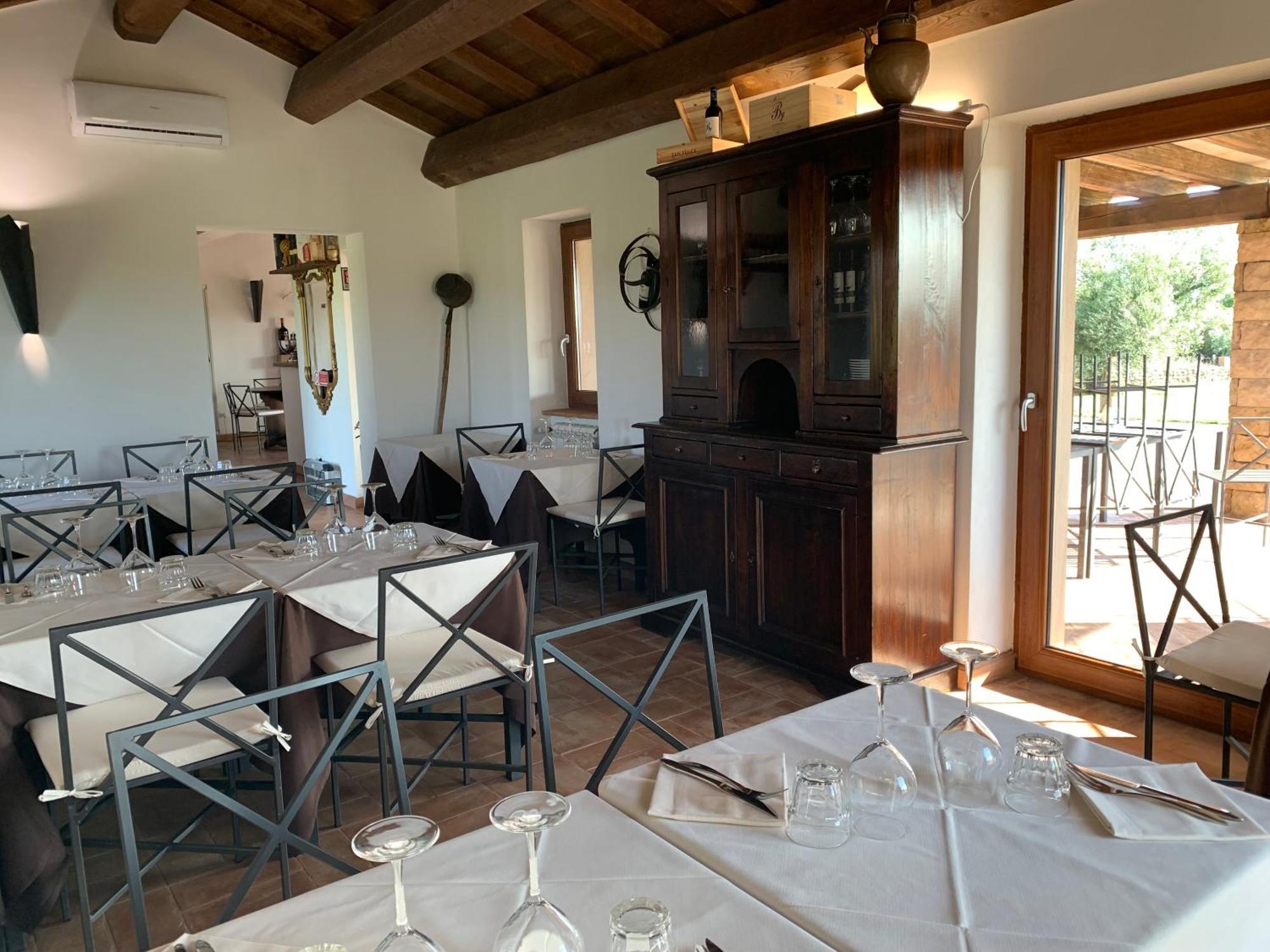 Resort Fonte Vulci Canino ภายนอก รูปภาพ