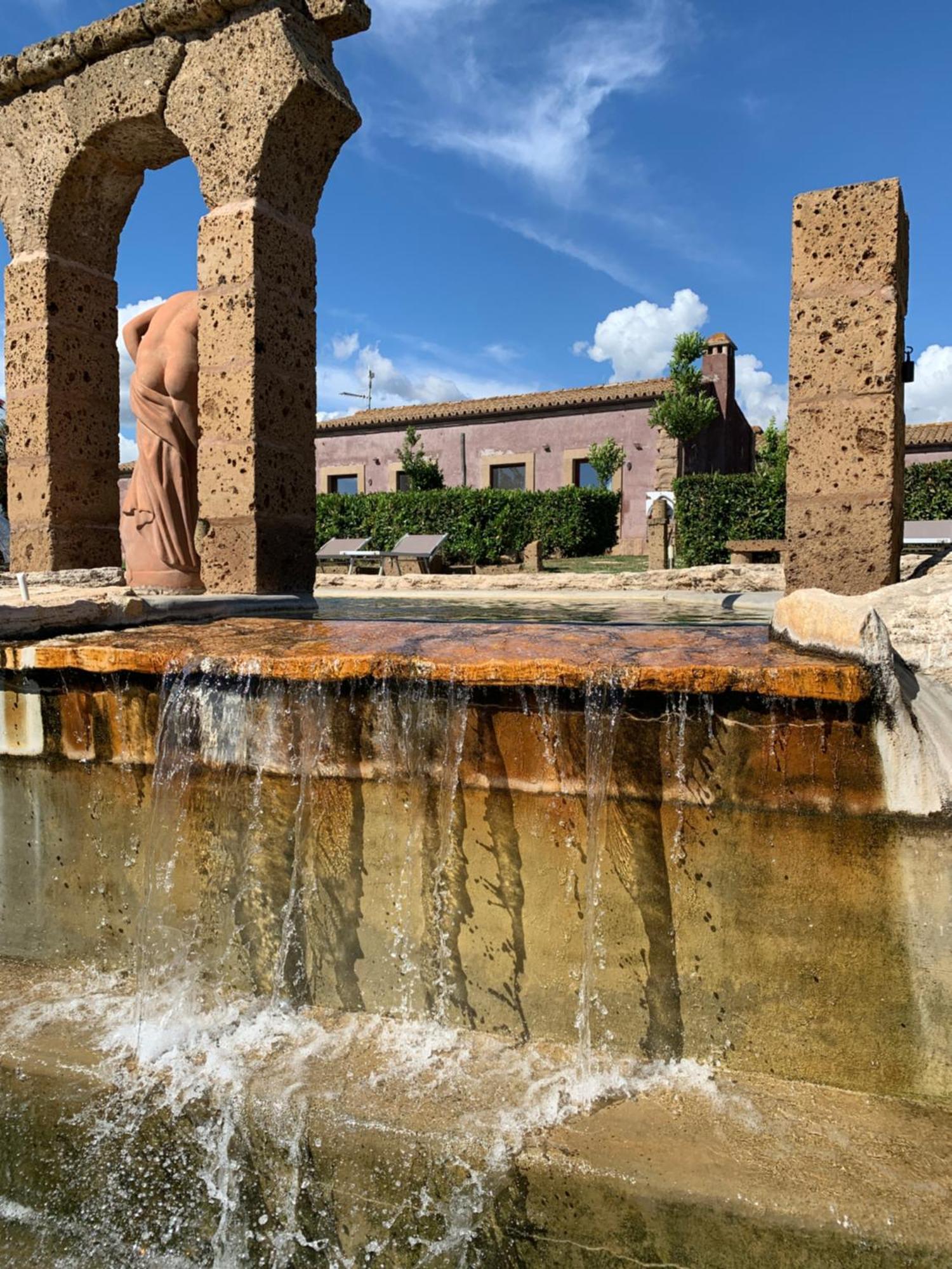 Resort Fonte Vulci Canino ภายนอก รูปภาพ