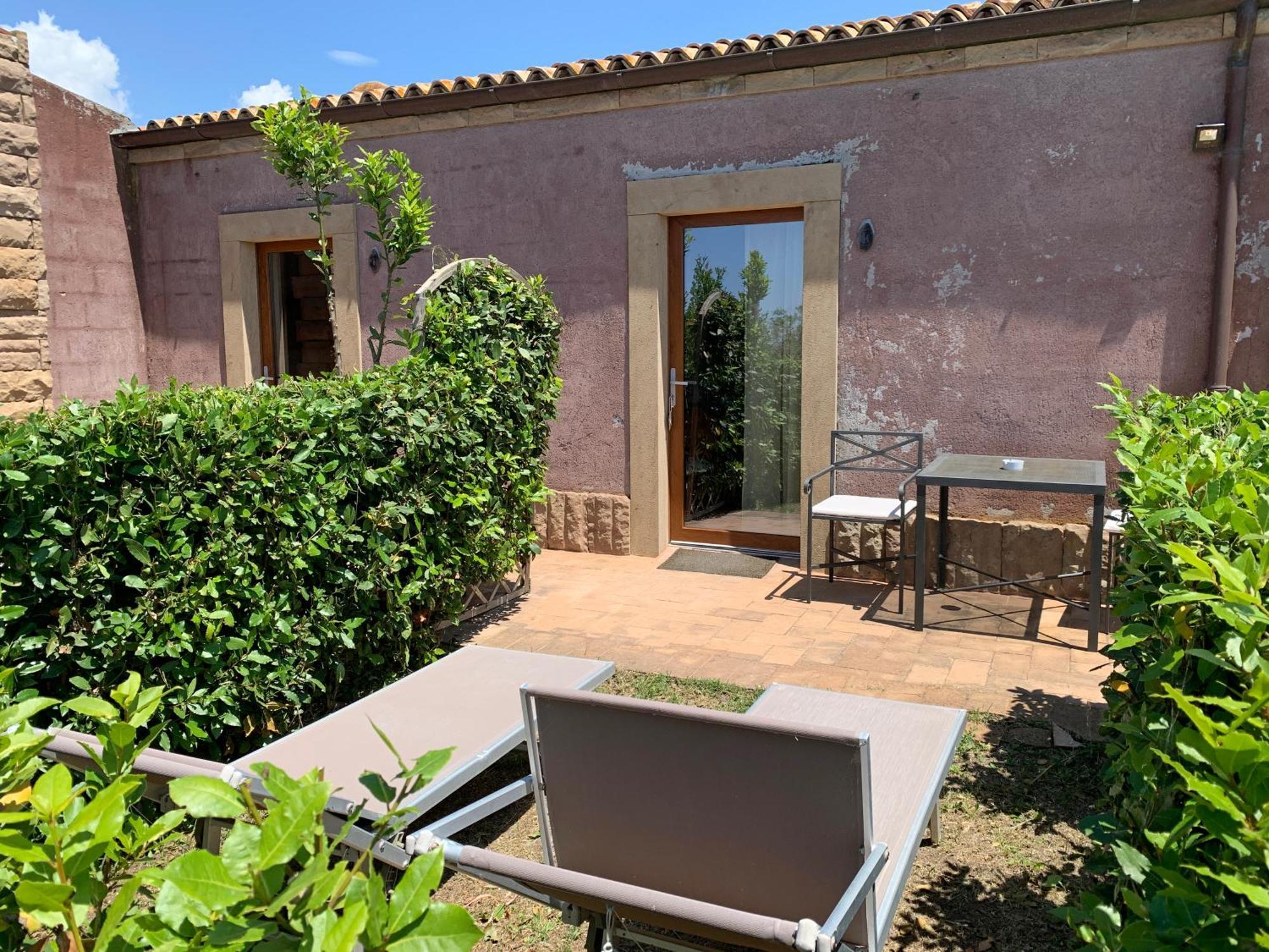 Resort Fonte Vulci Canino ภายนอก รูปภาพ