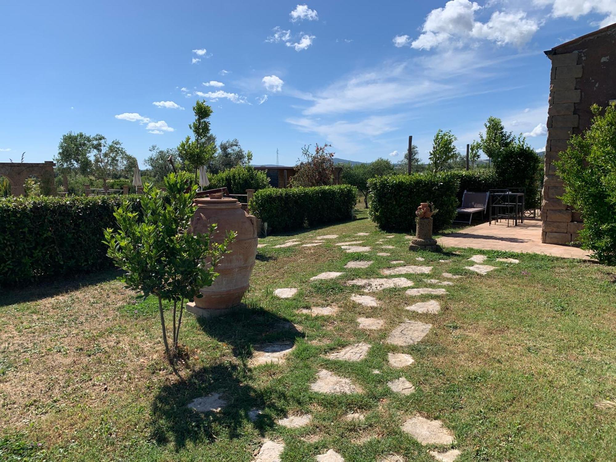 Resort Fonte Vulci Canino ภายนอก รูปภาพ